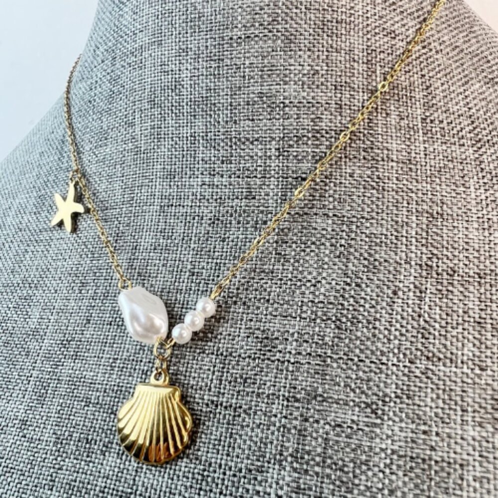 Ocean Breeze Shell Necklace Summer Necklace Beach Necklace Fun Necklace Starfish
